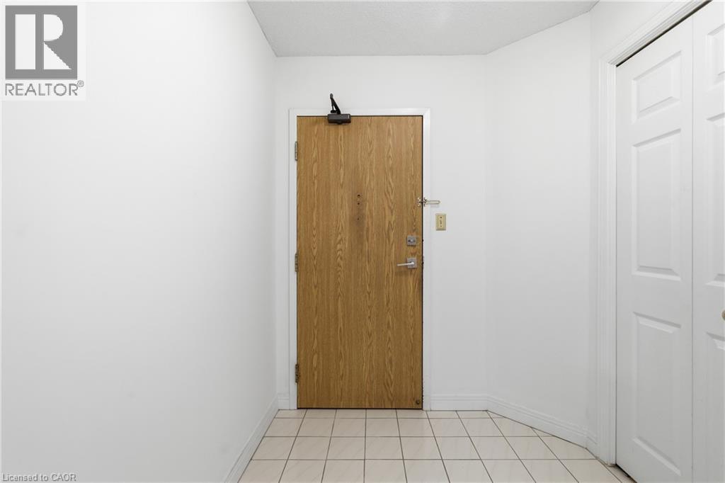 8 VILLAGE GREEN Boulevard Unit# 208