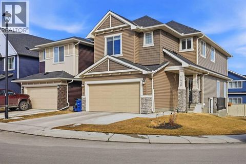 1448 Bayview Point SW Airdrie AB T4B5K2