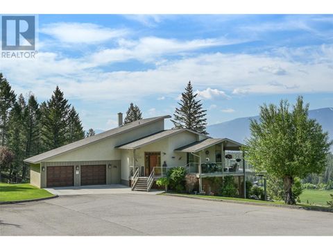 9520 JUNIPER HEIGHTS Road Invermere BC V0A1K2