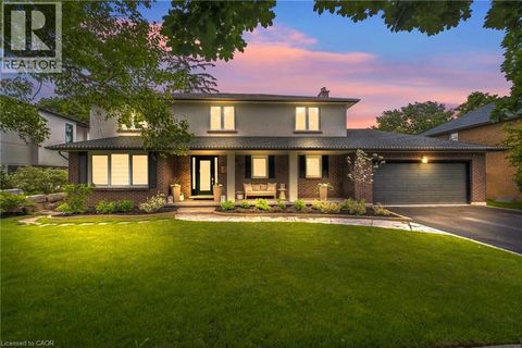 7 CARL Crescent Waterdown ON L8B0G5