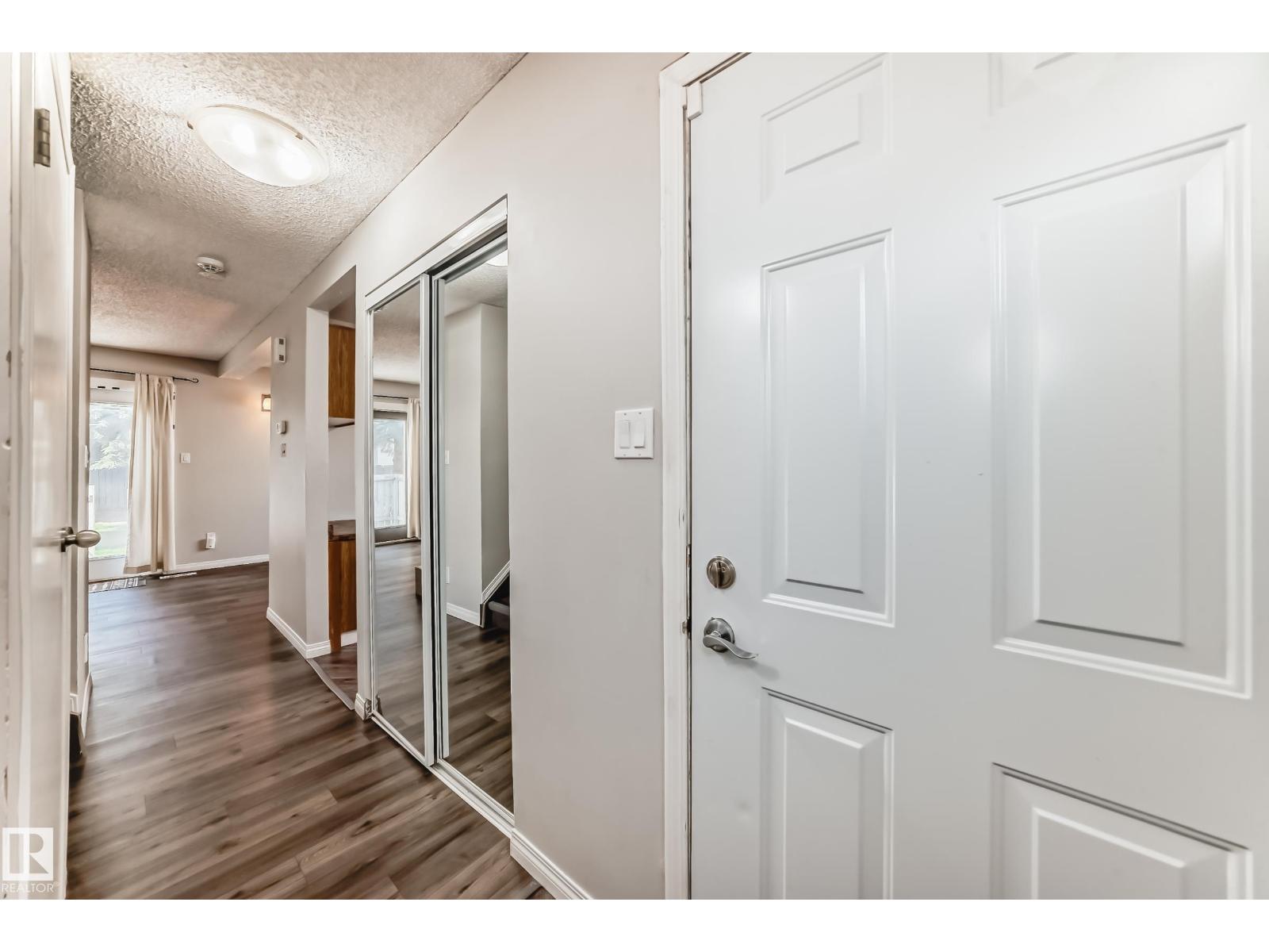 #38 1415 62 ST NW