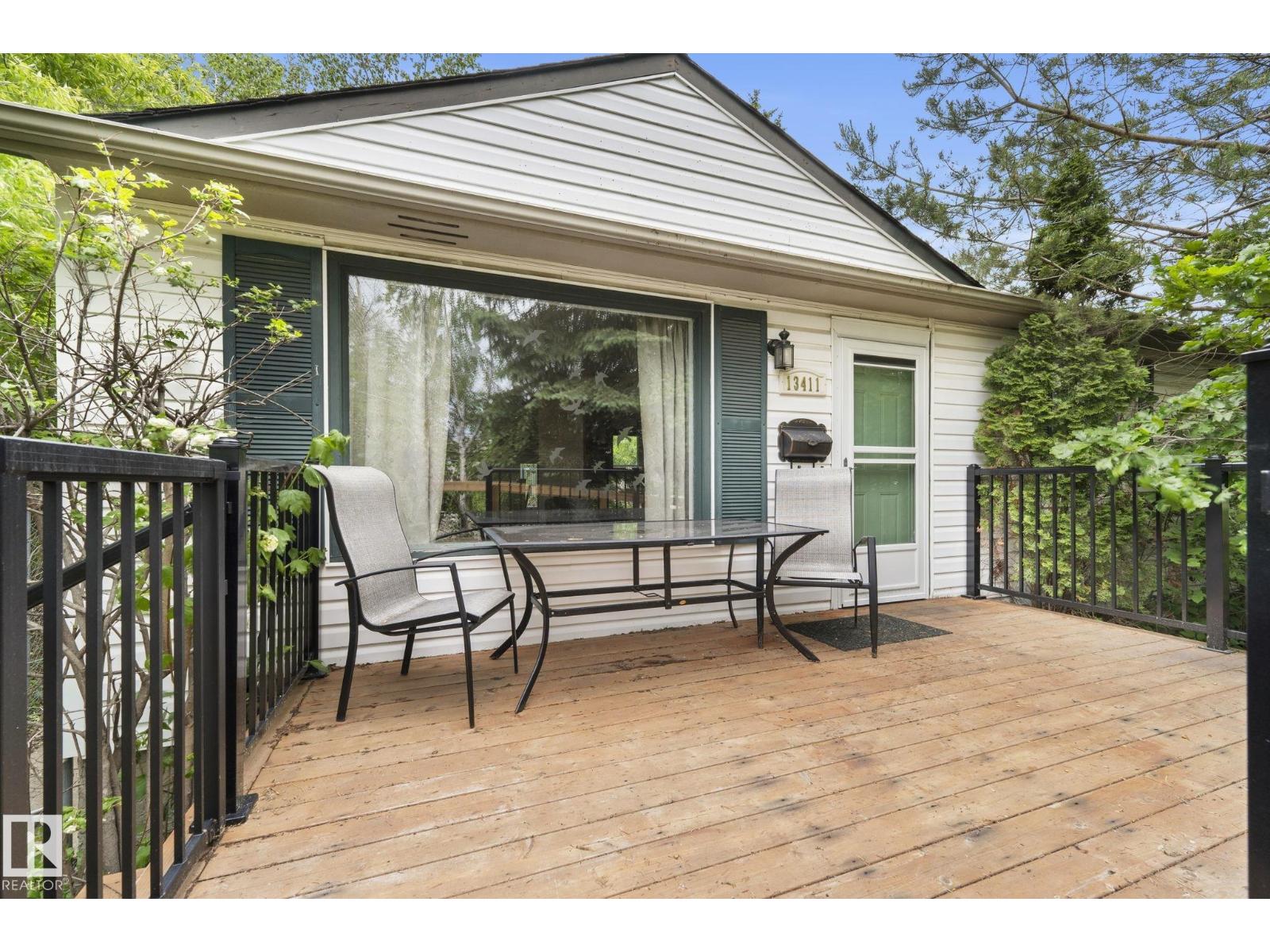 13411 105 ST NW