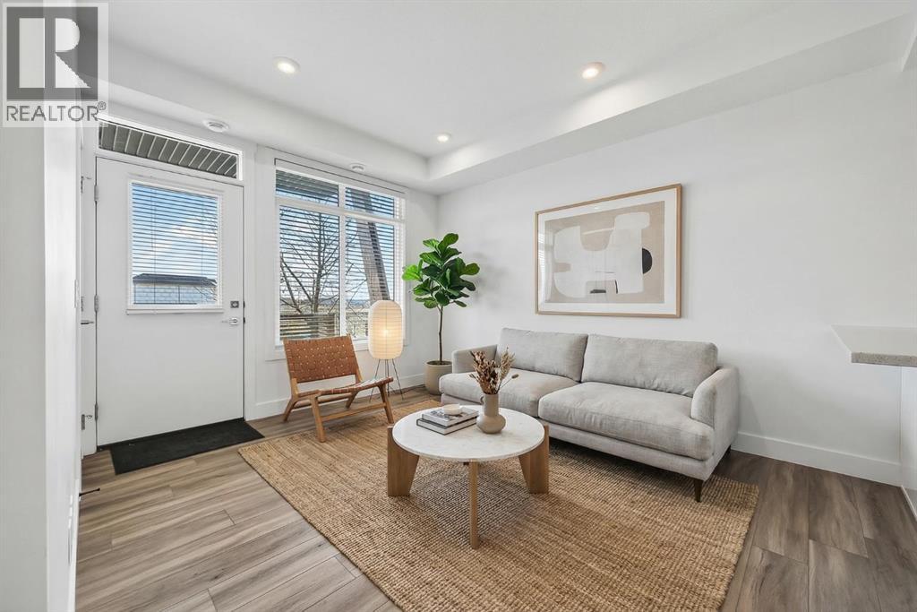 214 Seton Passage SE