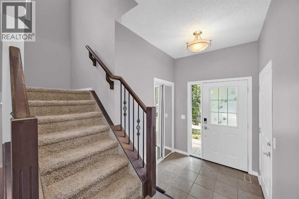 126 Windstone Avenue SW