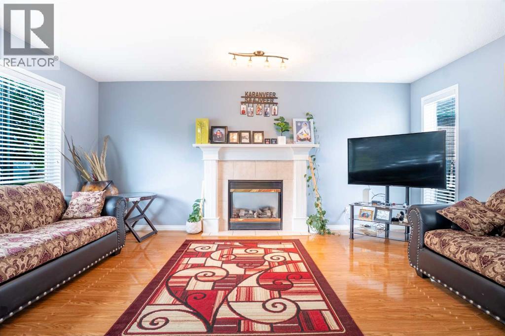 37 Martha's Haven Manor NE