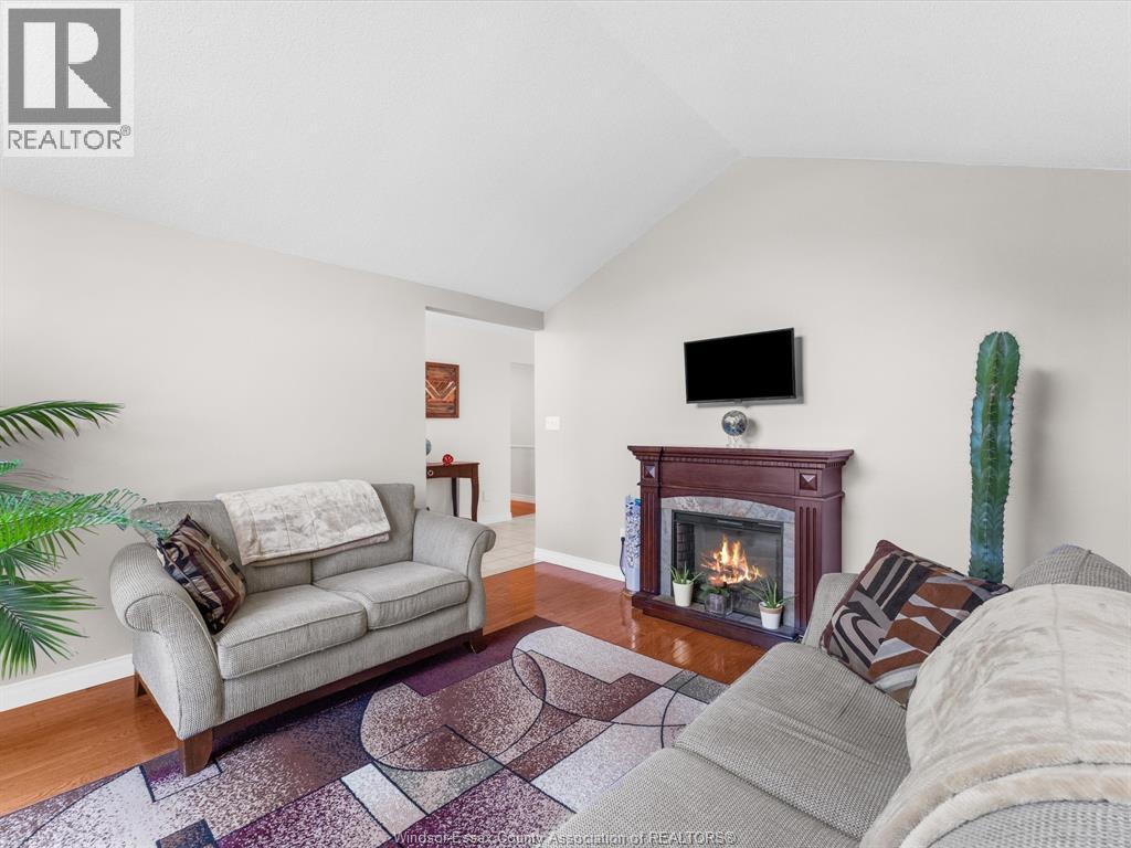 480 Delaware AVENUE