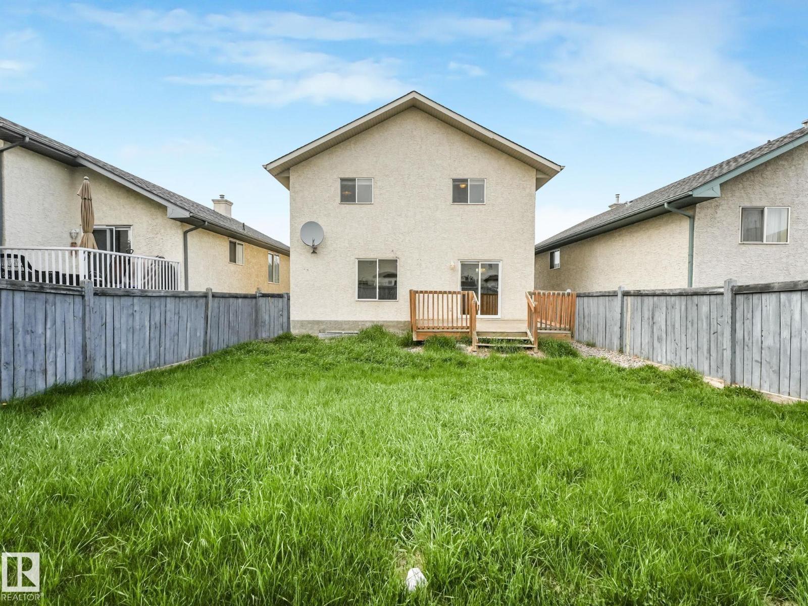 173 CASTLE DR NW