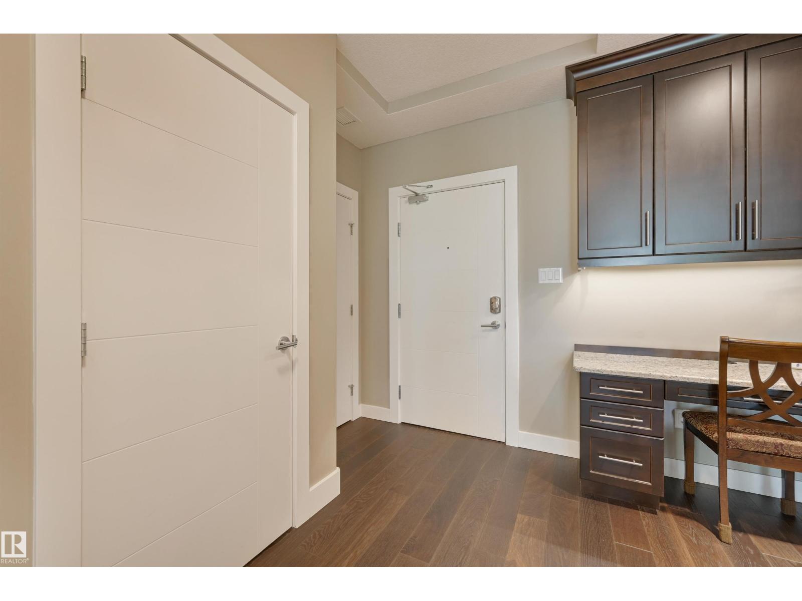 #221 11080 ELLERSLIE RD SW