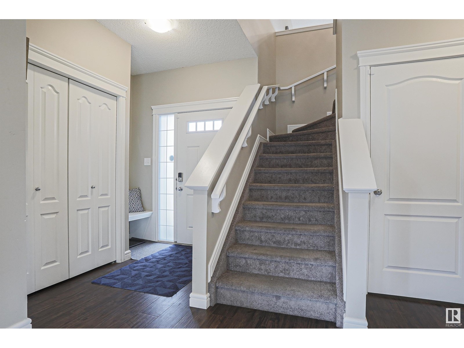 1219 26 AV NW
