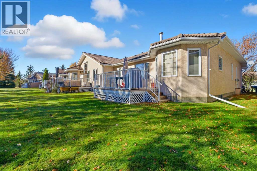 135 Hamptons Park NW