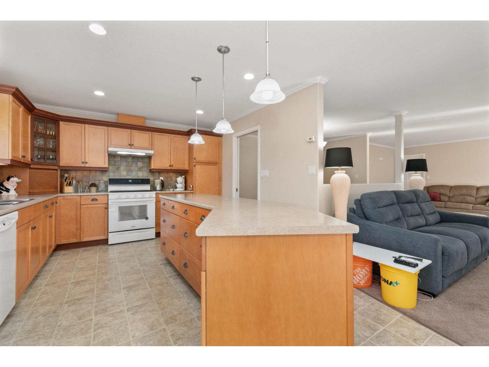 16 7330 ELM ROAD|Agassiz