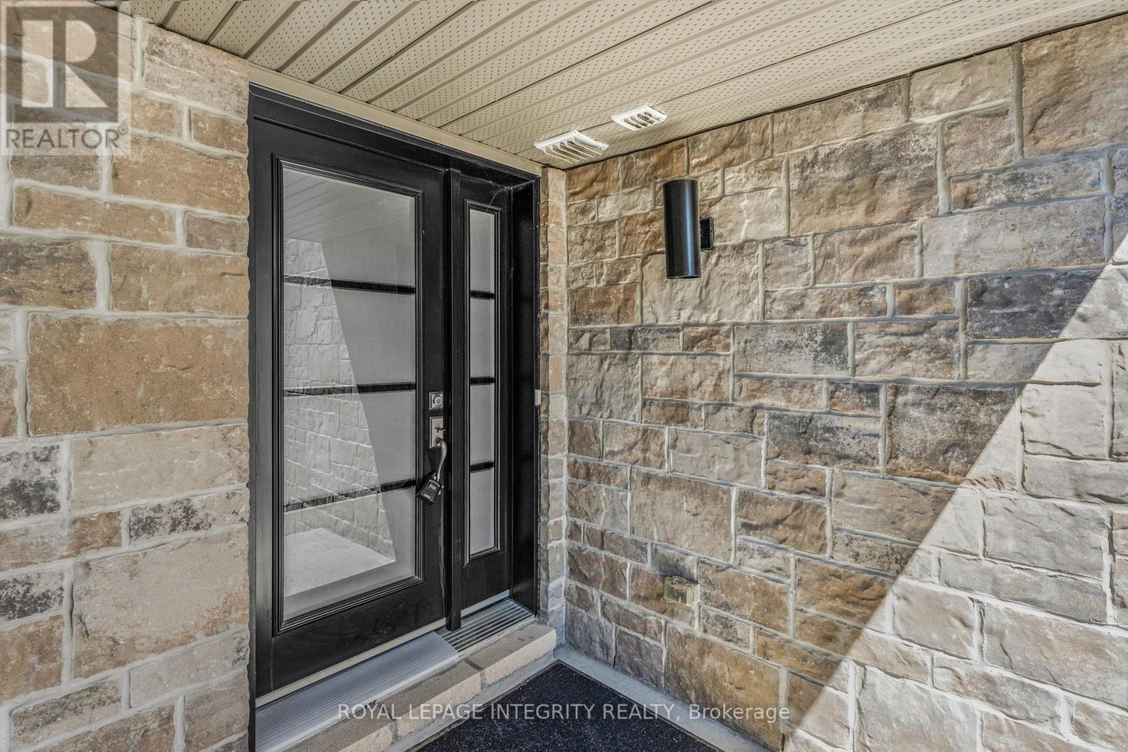 1132 DOCTEUR CORBEIL BOULEVARD