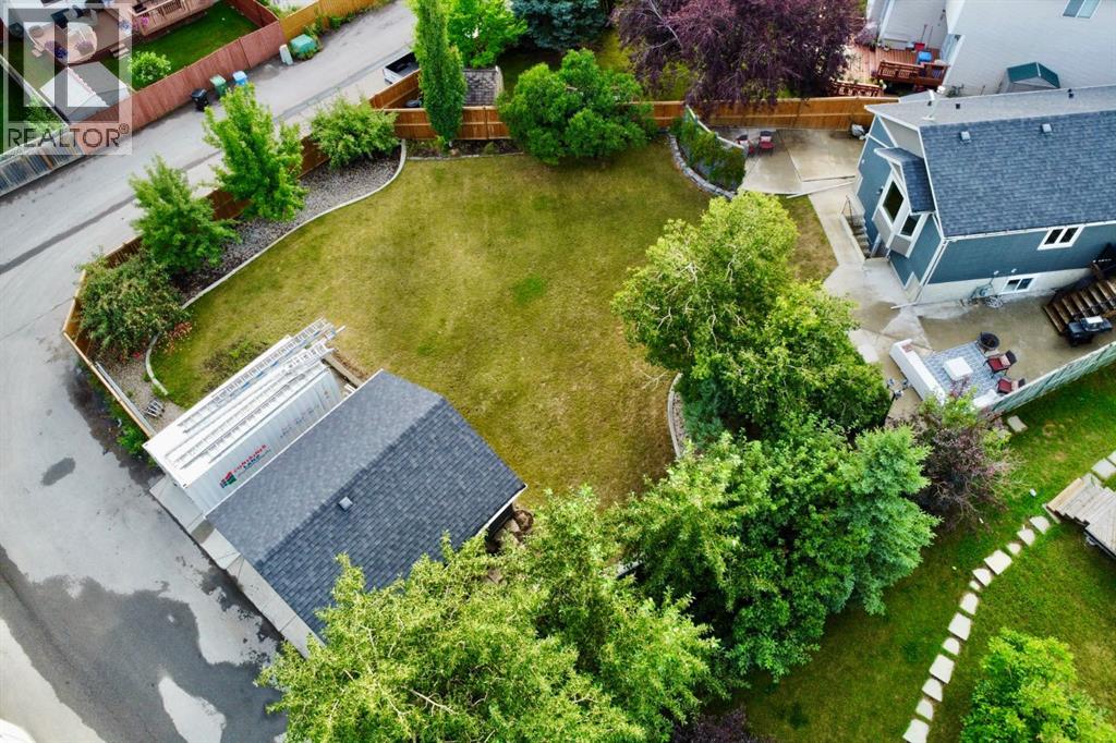 230 Mt Lorette Place SE