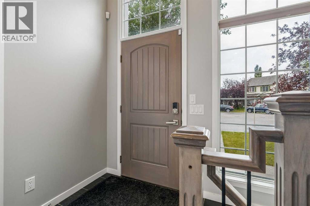 230 Mt Lorette Place SE