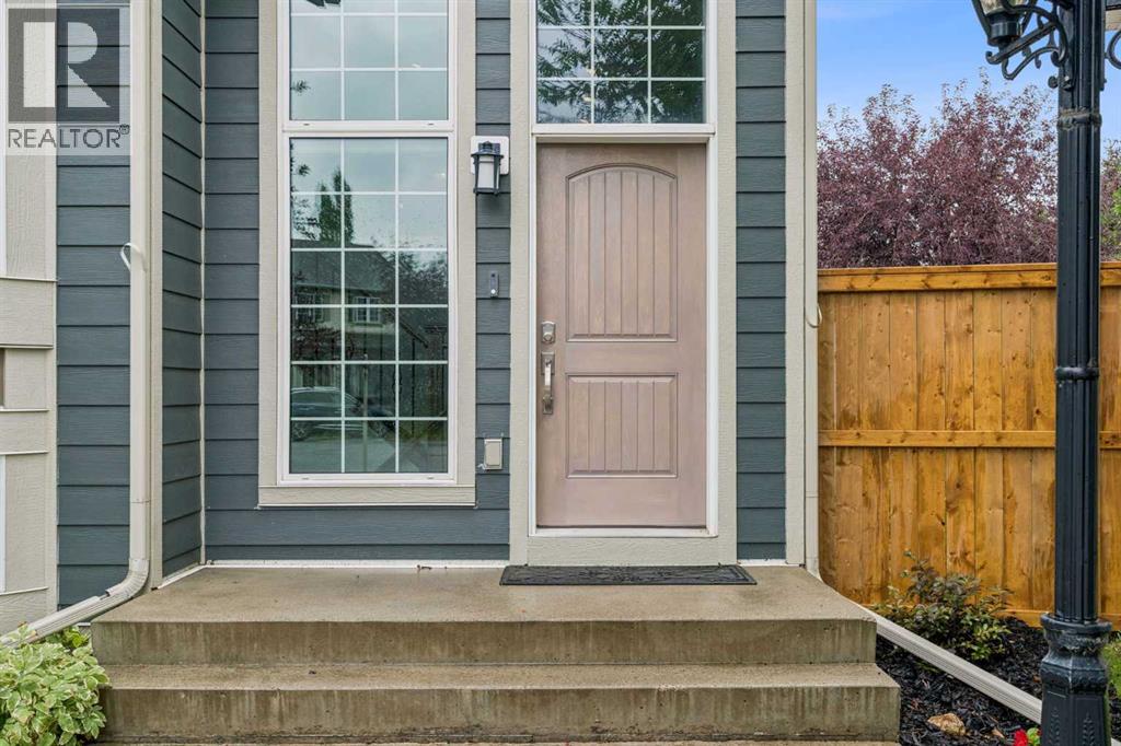 230 Mt Lorette Place SE