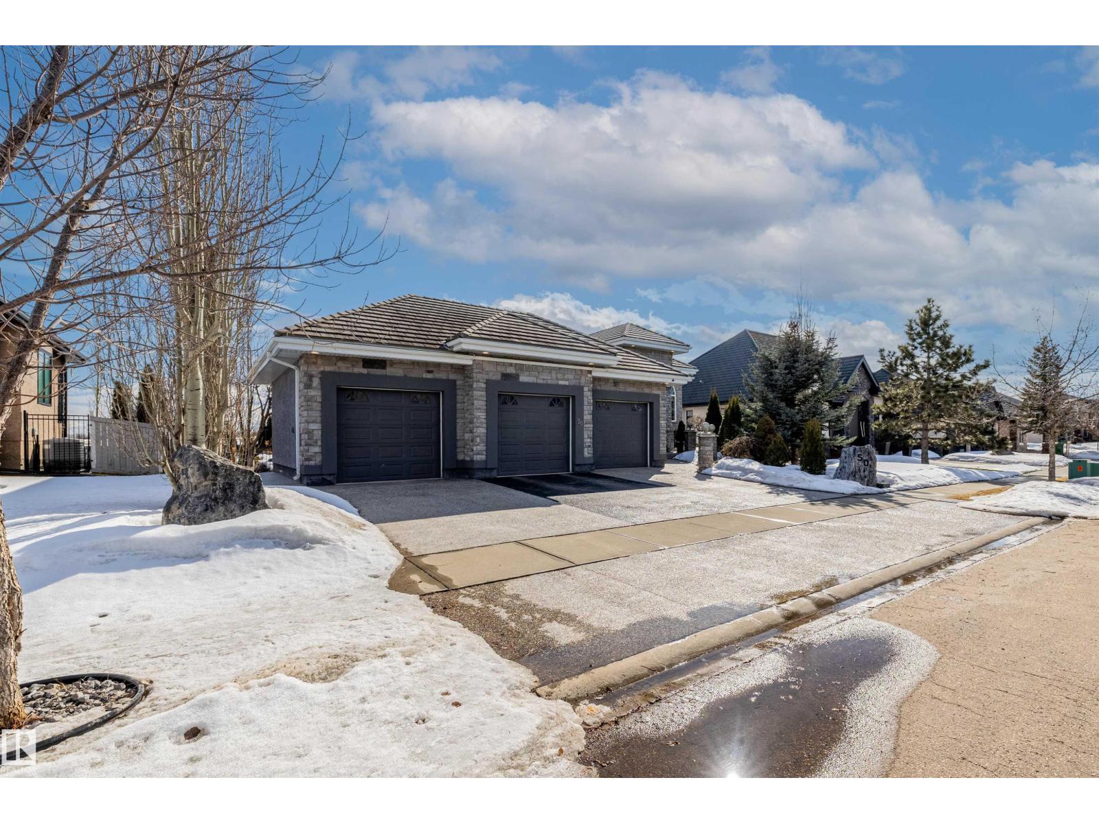 50 Kingsford CR