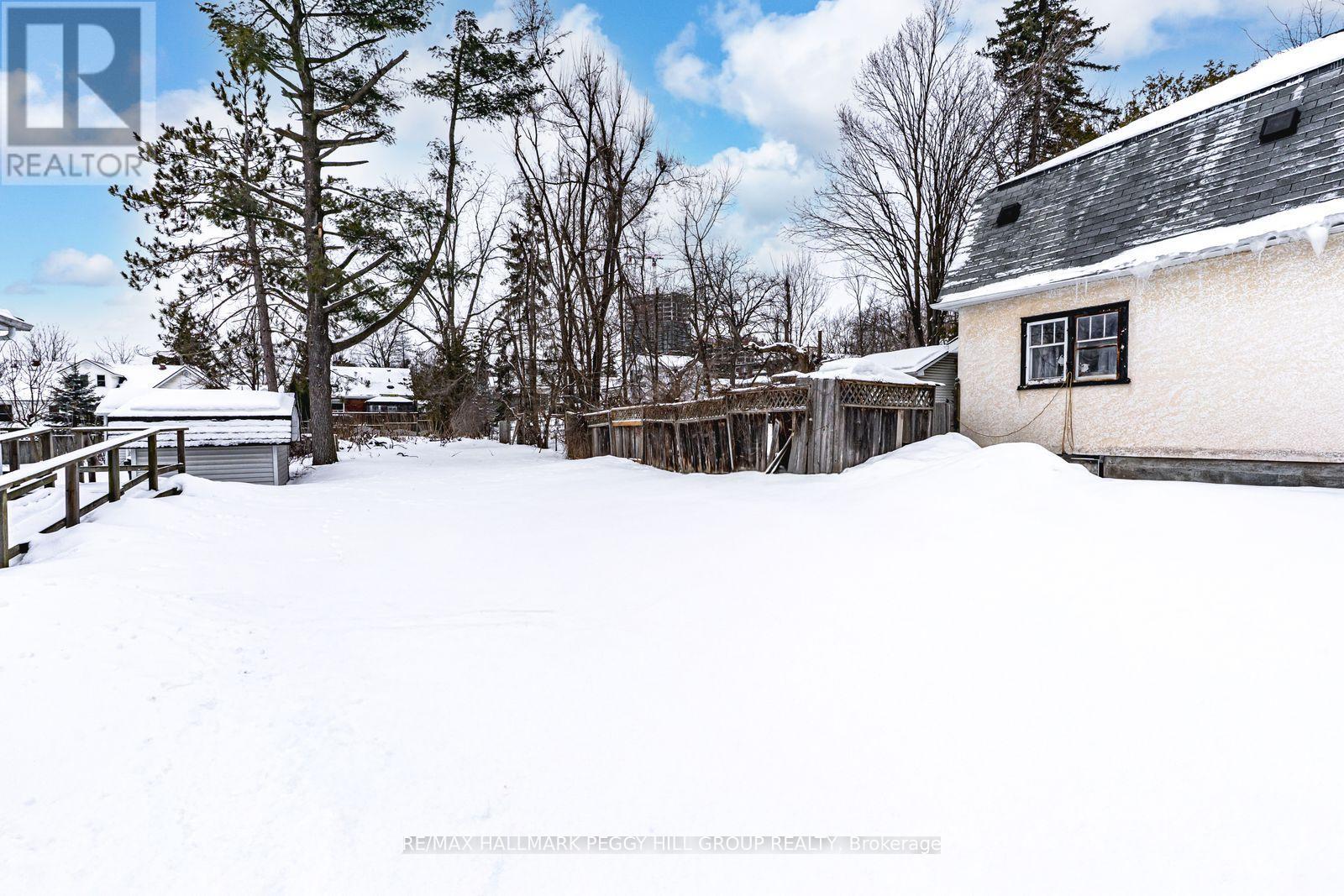 PLAN 13 PARTS 1 & 2 EAST STREET