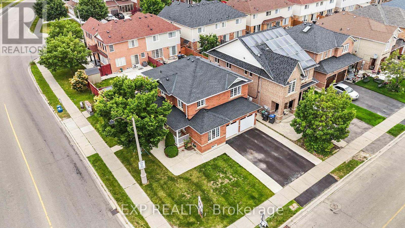 347 BRISDALE DRIVE