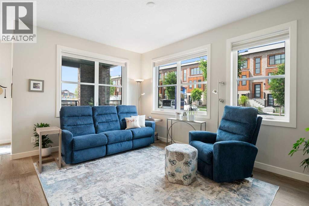 3109, 80 Greenbriar Place NW
