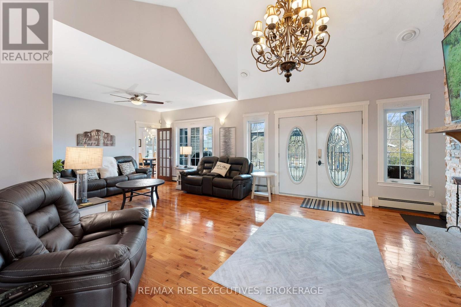 977 SUNNYSIDE ROAD