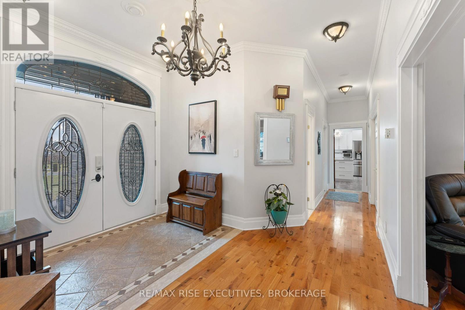977 SUNNYSIDE ROAD