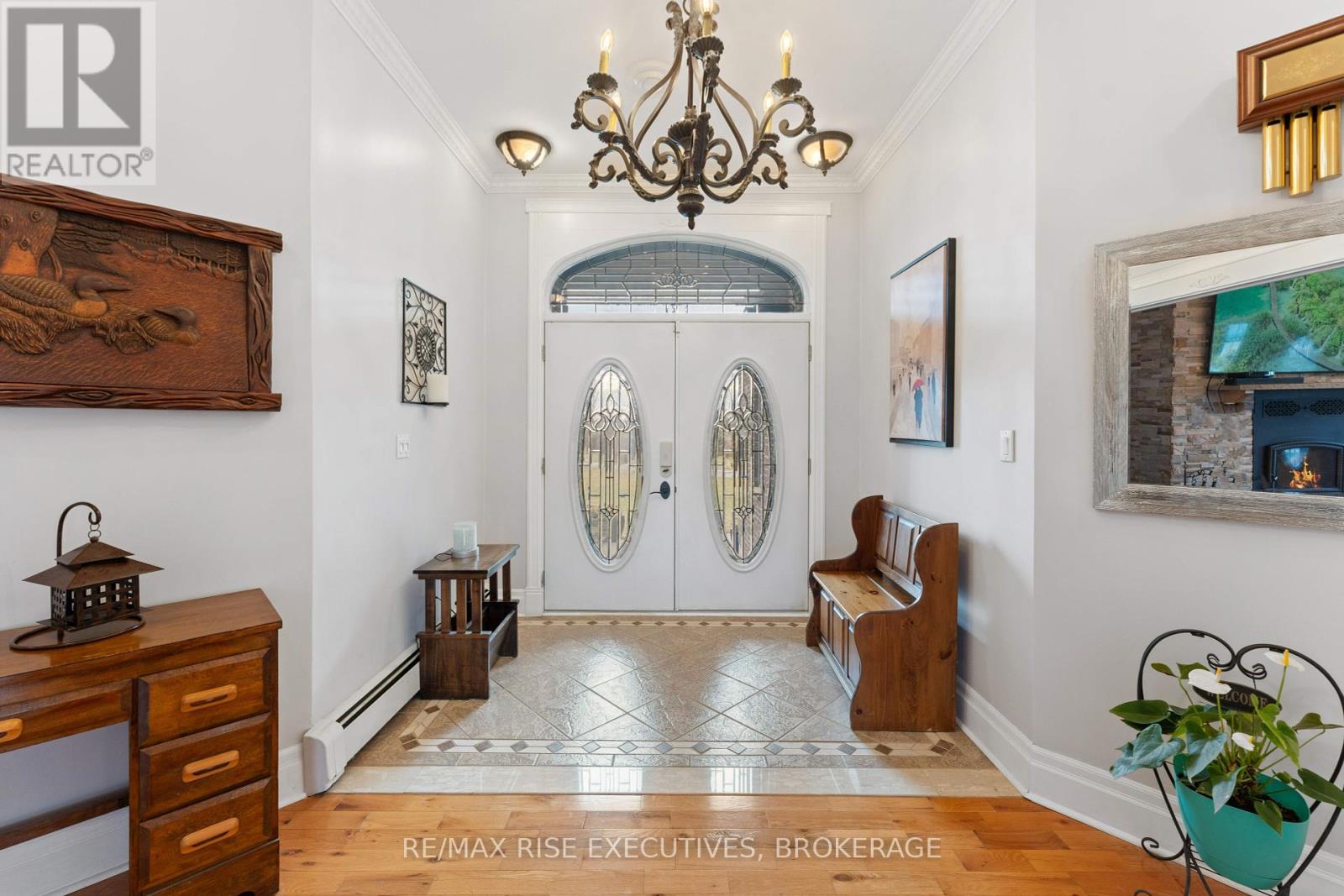 977 SUNNYSIDE ROAD