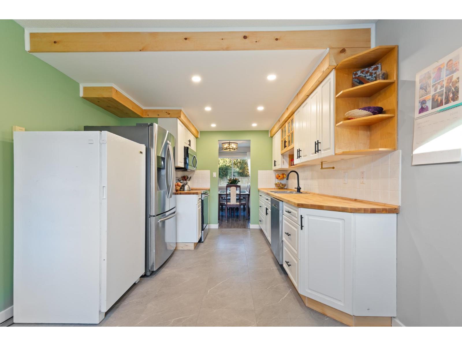 60 46689 FIRST AVENUE|Chilliwack Proper East