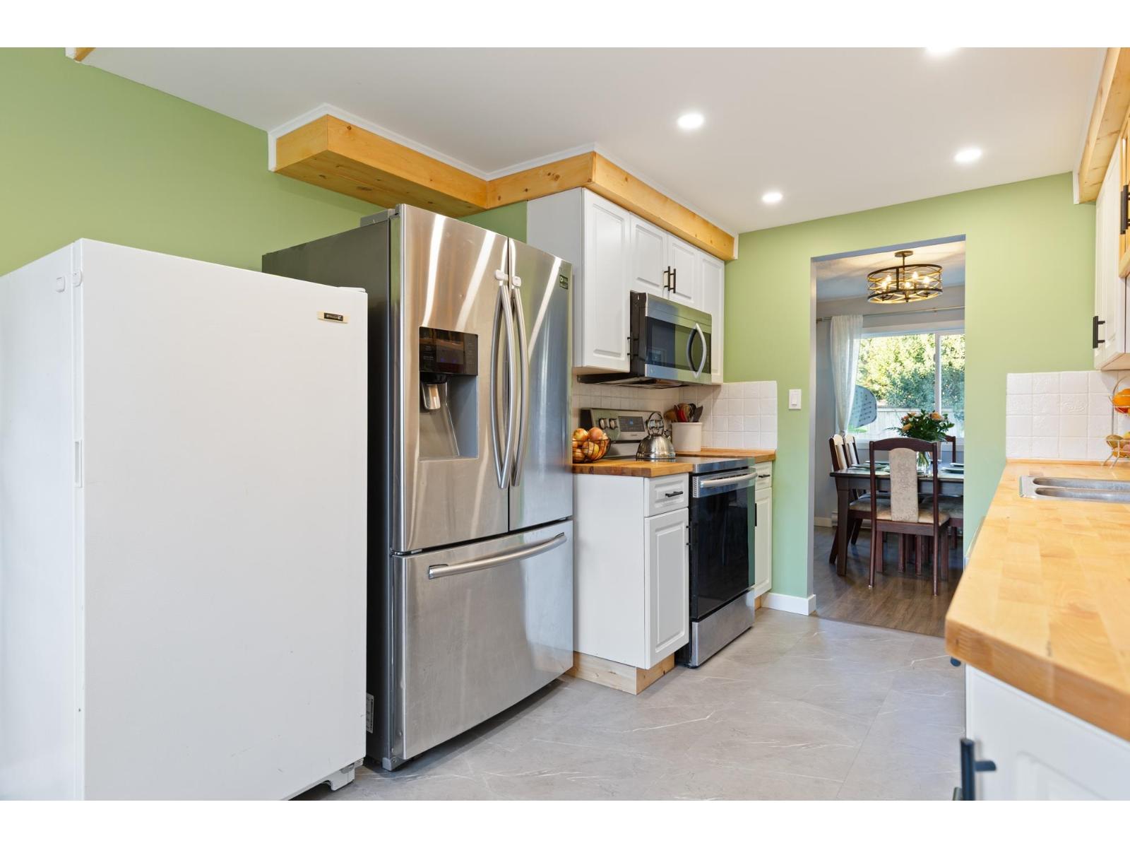 60 46689 FIRST AVENUE|Chilliwack Proper East