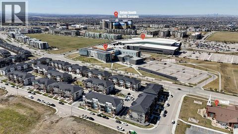 132 Seton Villas SE Calgary AB T3M3L9