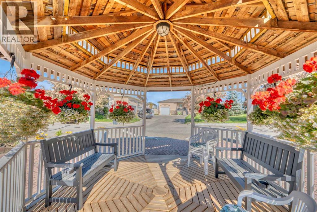 112, 43 Westlake Circle