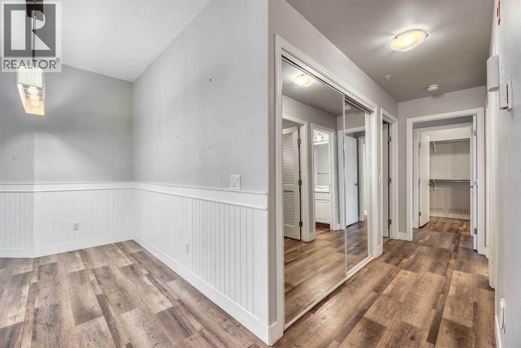 112, 43 Westlake Circle