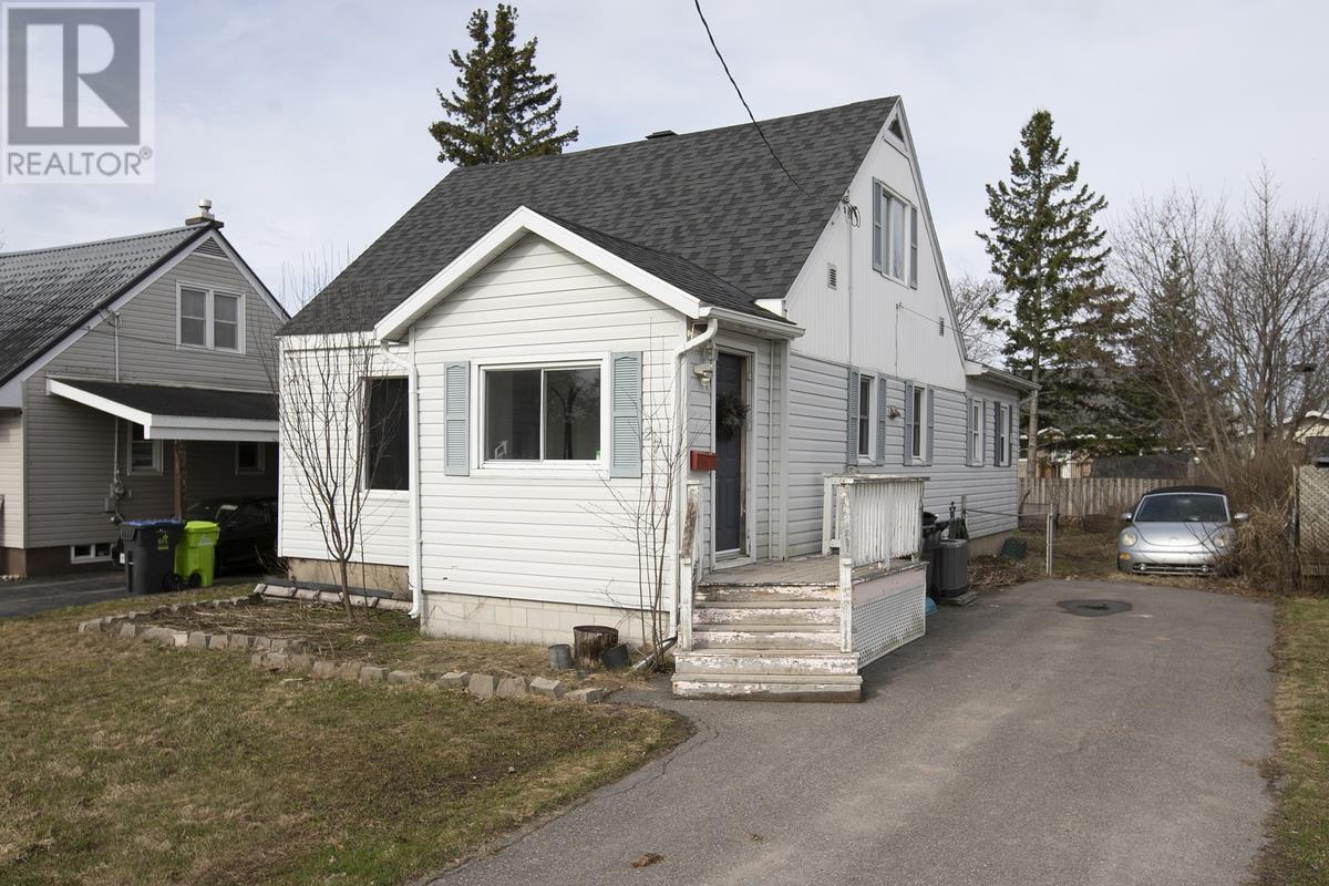 27 Weldon AVE