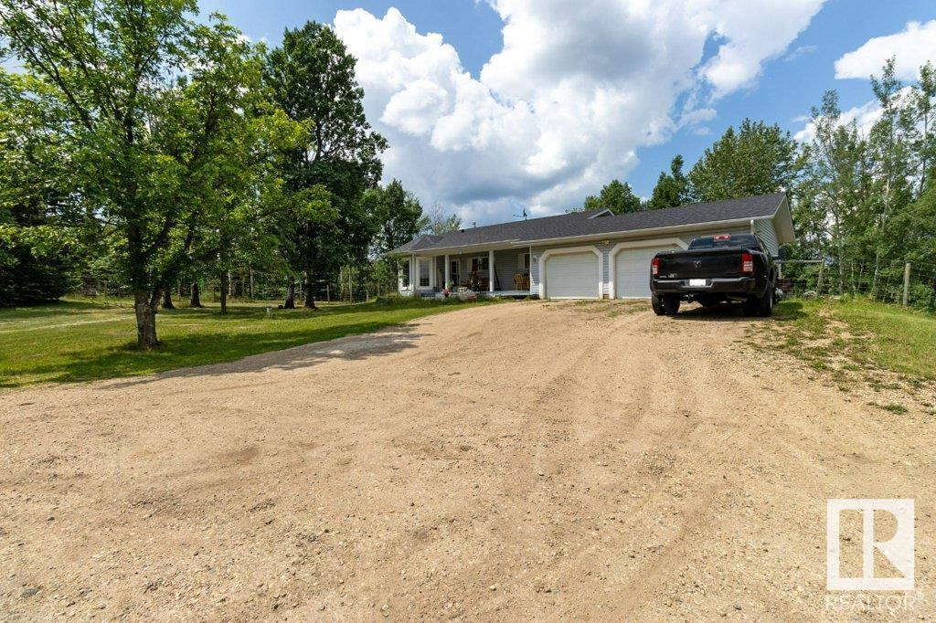 51052 RGE ROAD 220