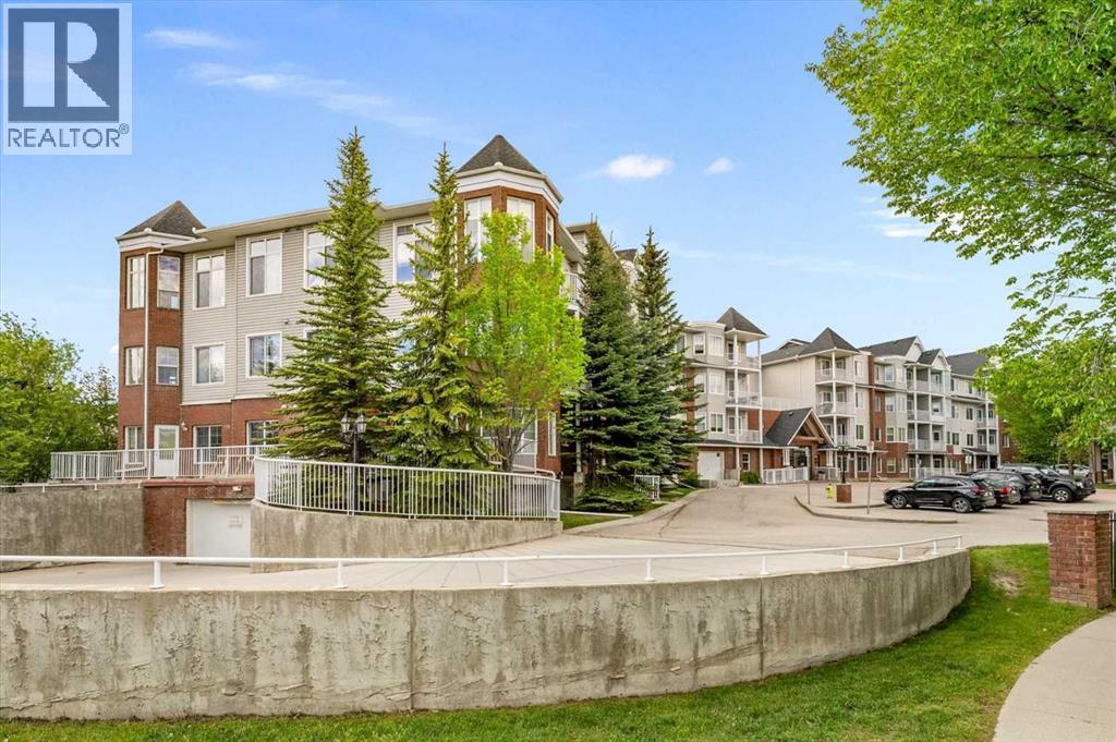219, 8 Prestwick Pond Terrace SE