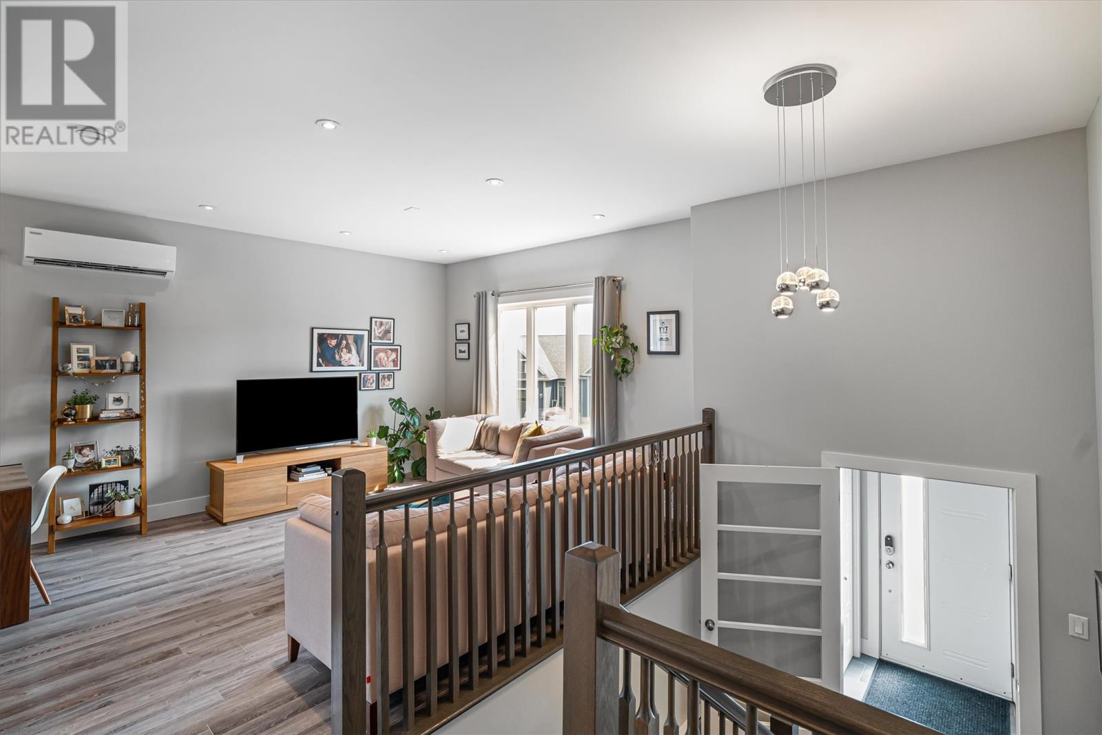 6 Legacy Place