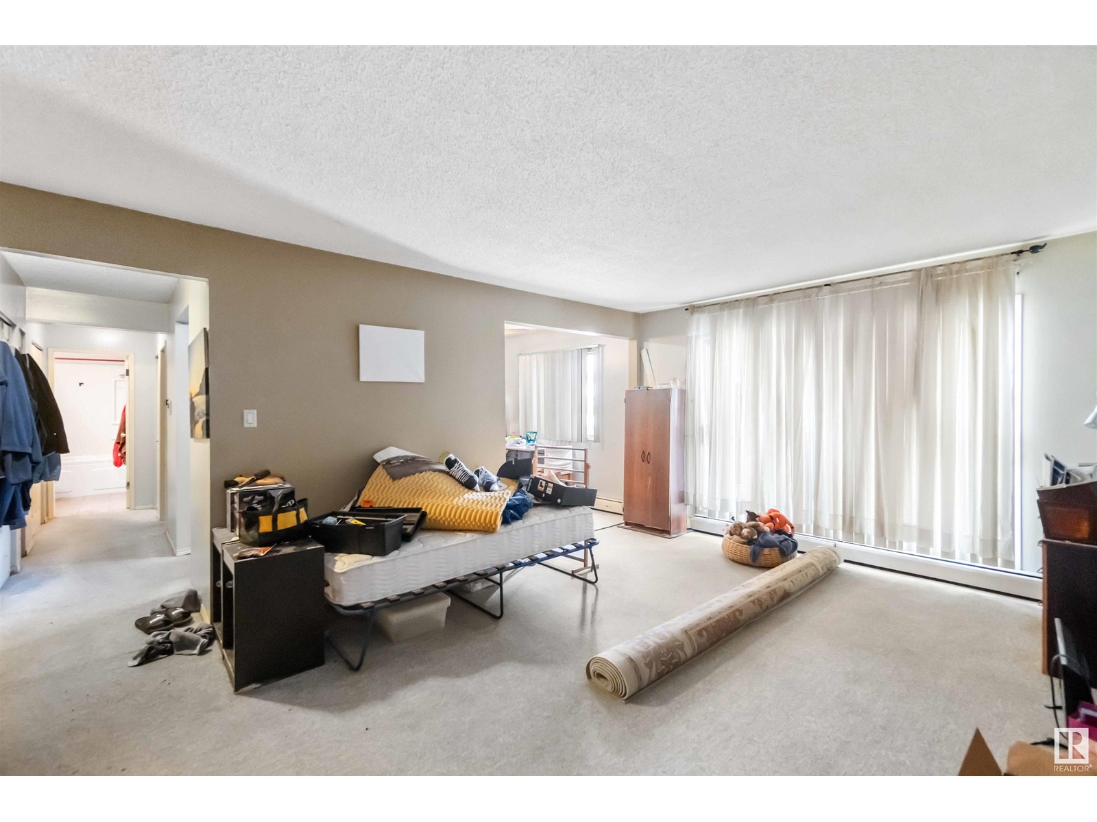 #202 11907 81 ST NW
