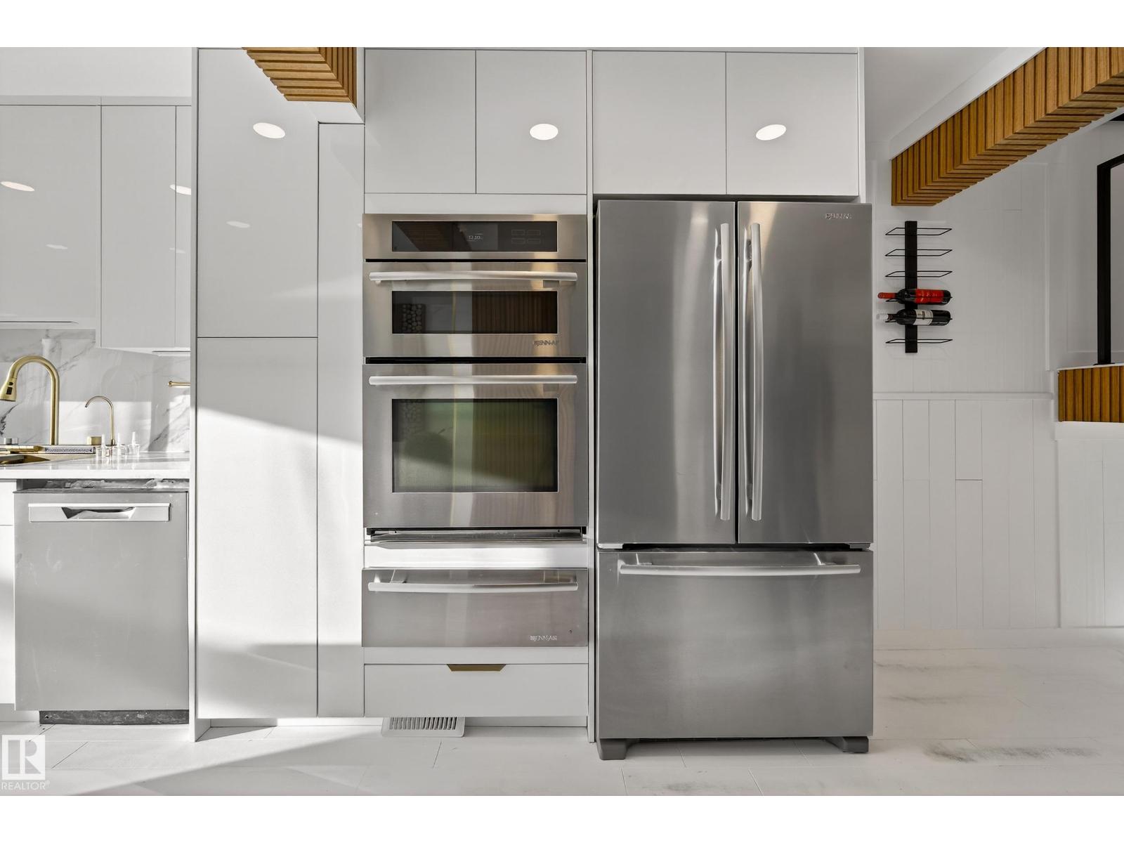 11A MEADOWLARK VG NW