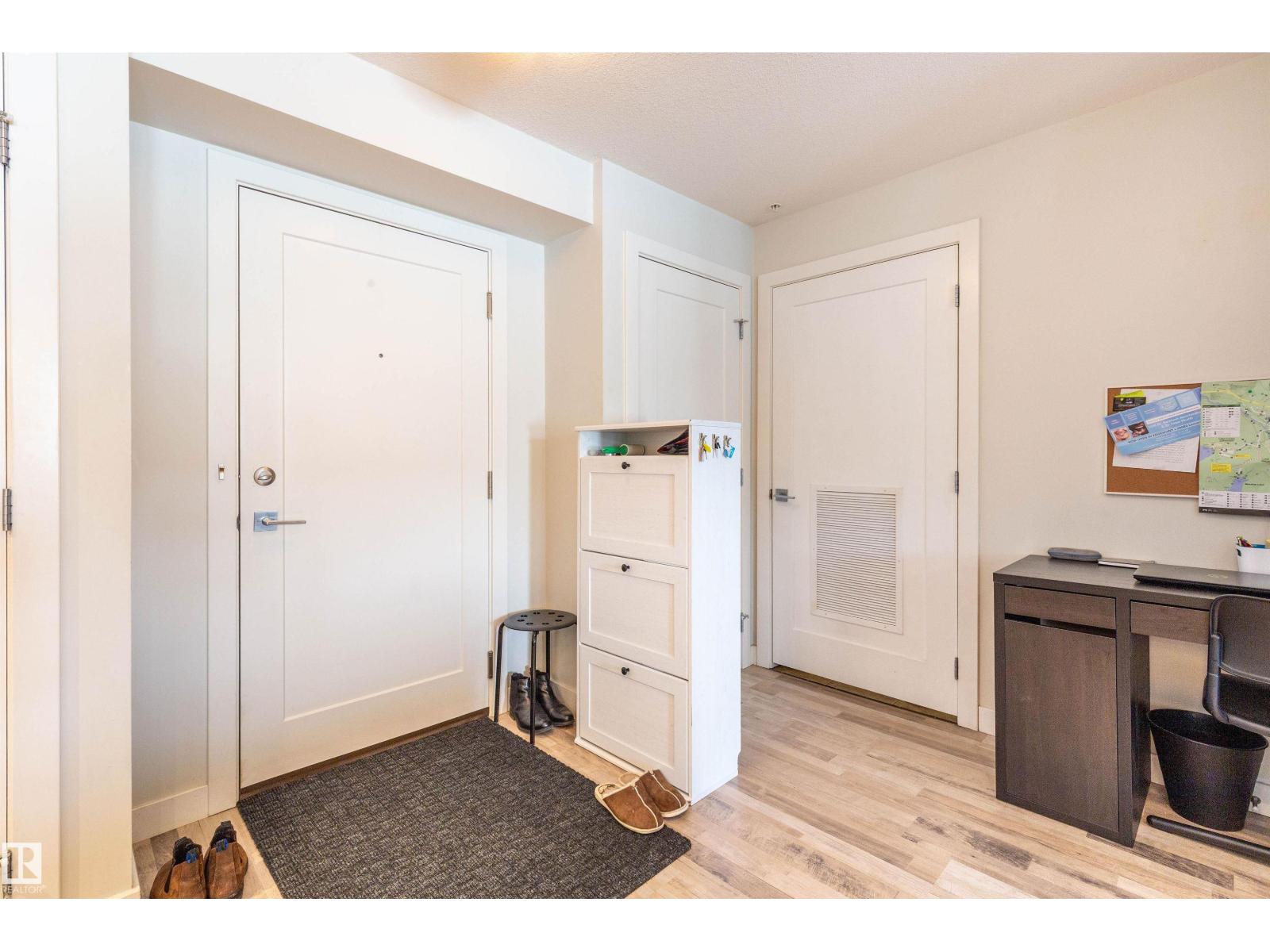 #109 5029 EDGEMONT BV NW