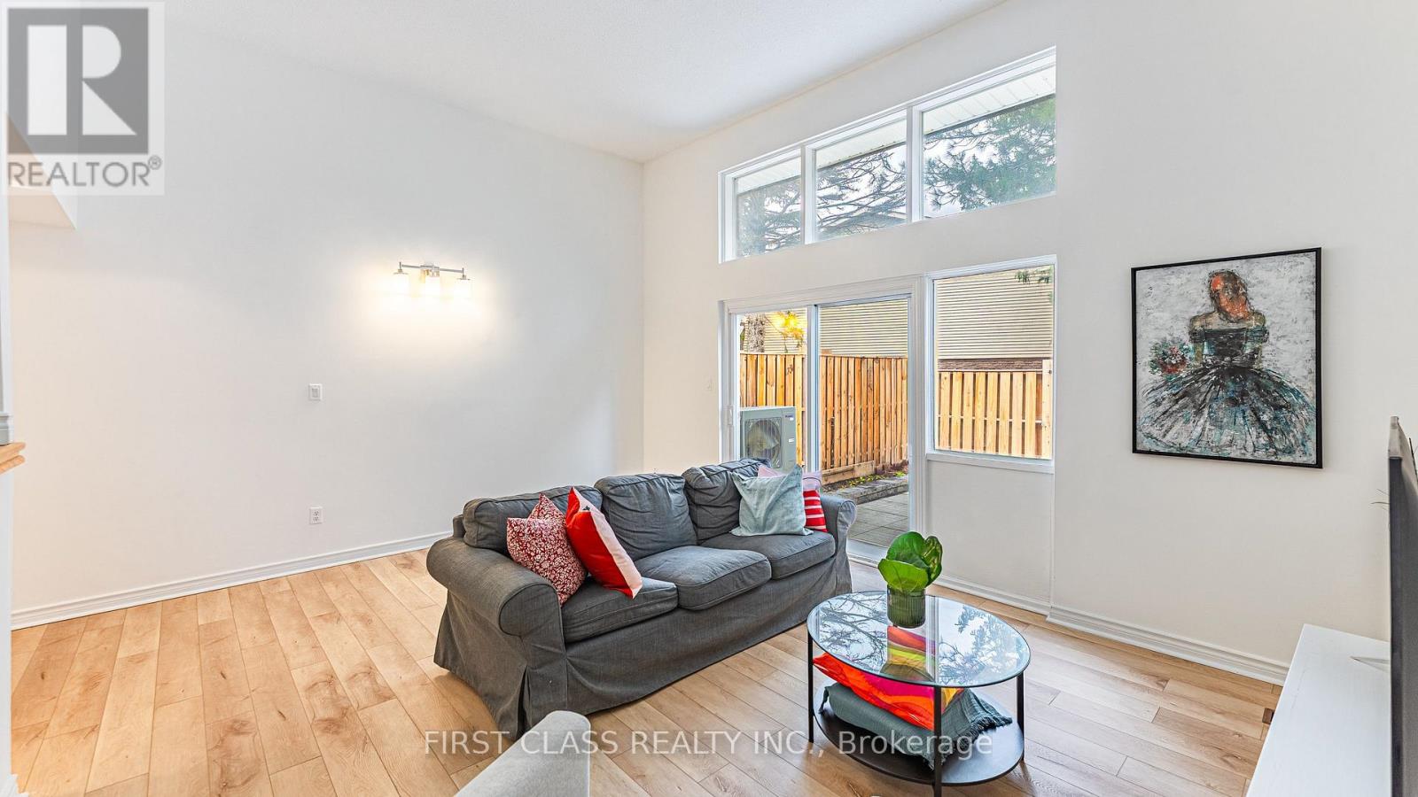 102 JENNY WRENWAY WAY