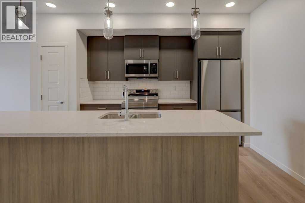 219, 245 Edith Place NW