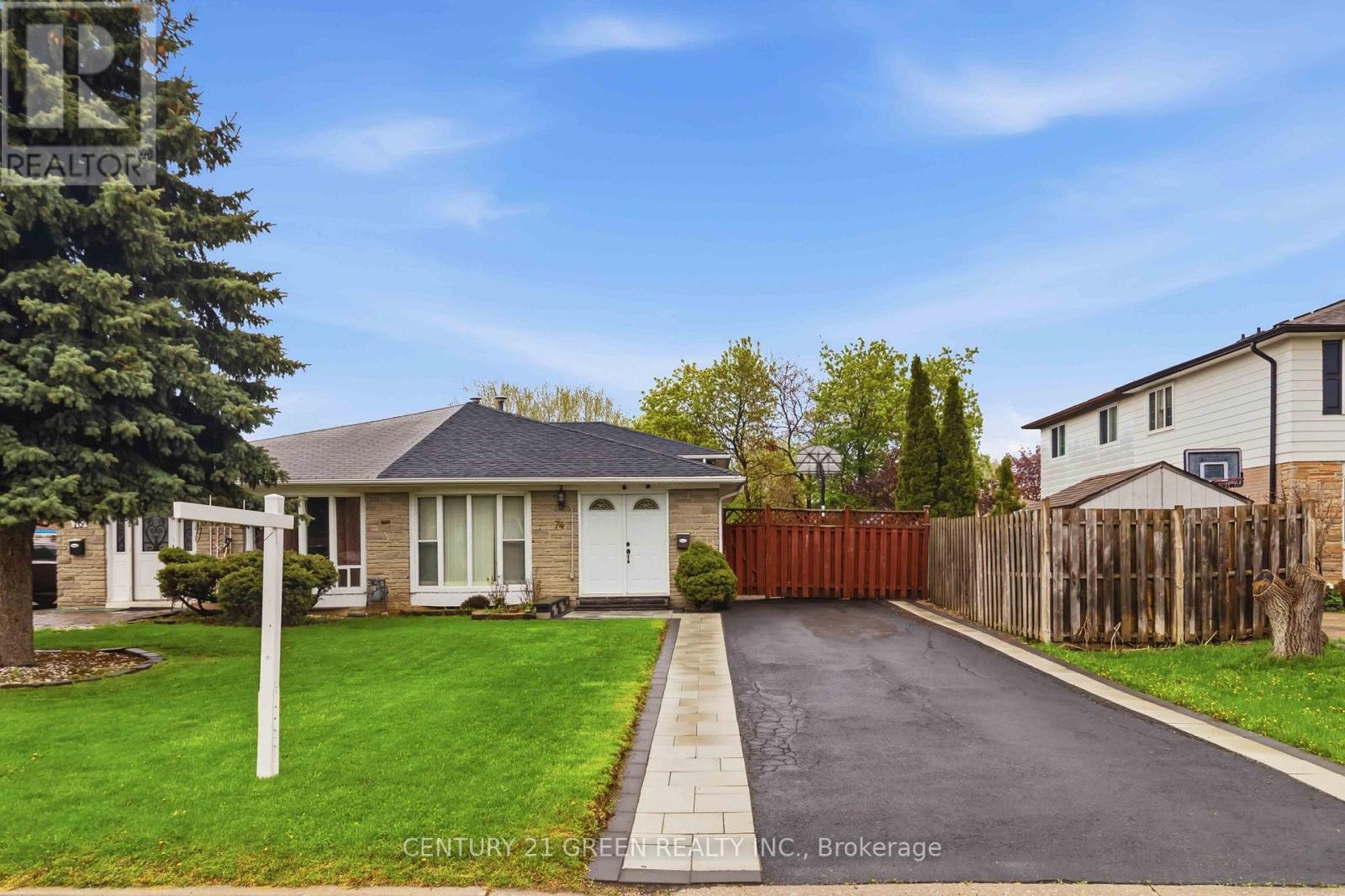 74 DAVENPORT CRESCENT