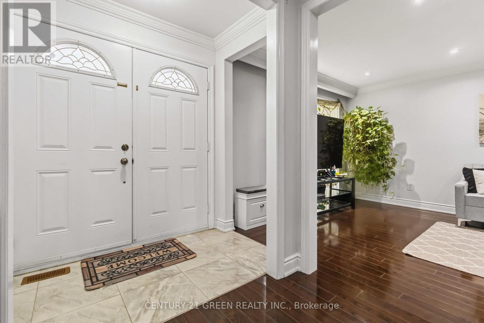 74 DAVENPORT CRESCENT