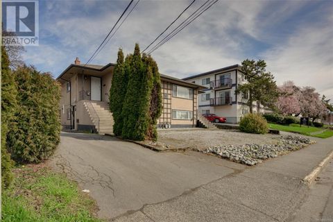 854 Admirals Rd Esquimalt BC V9A2P1