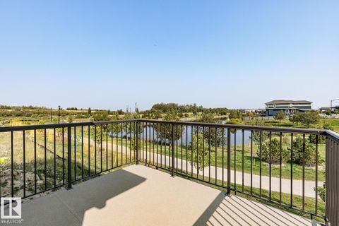 13113 212A ST NW Edmonton AB T6W5E1