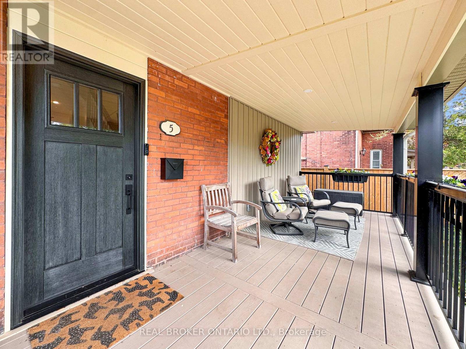5 HAWARDEN AVENUE