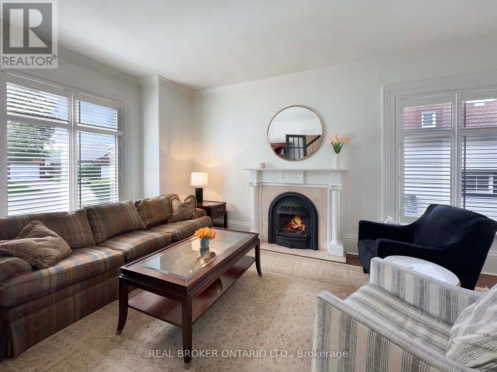 5 HAWARDEN AVENUE