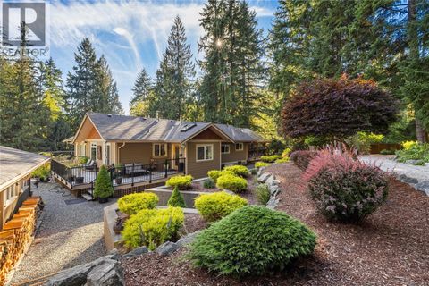 3061 Renfrew Rd Shawnigan Lake BC V8H2E4