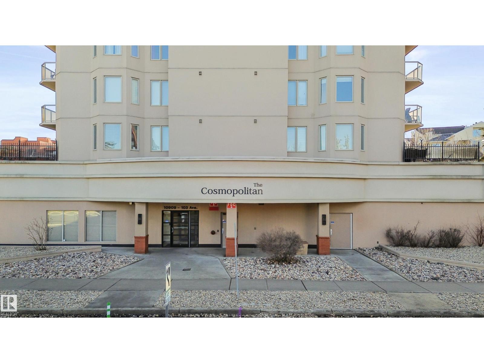 #1102 10909 103 AV NW