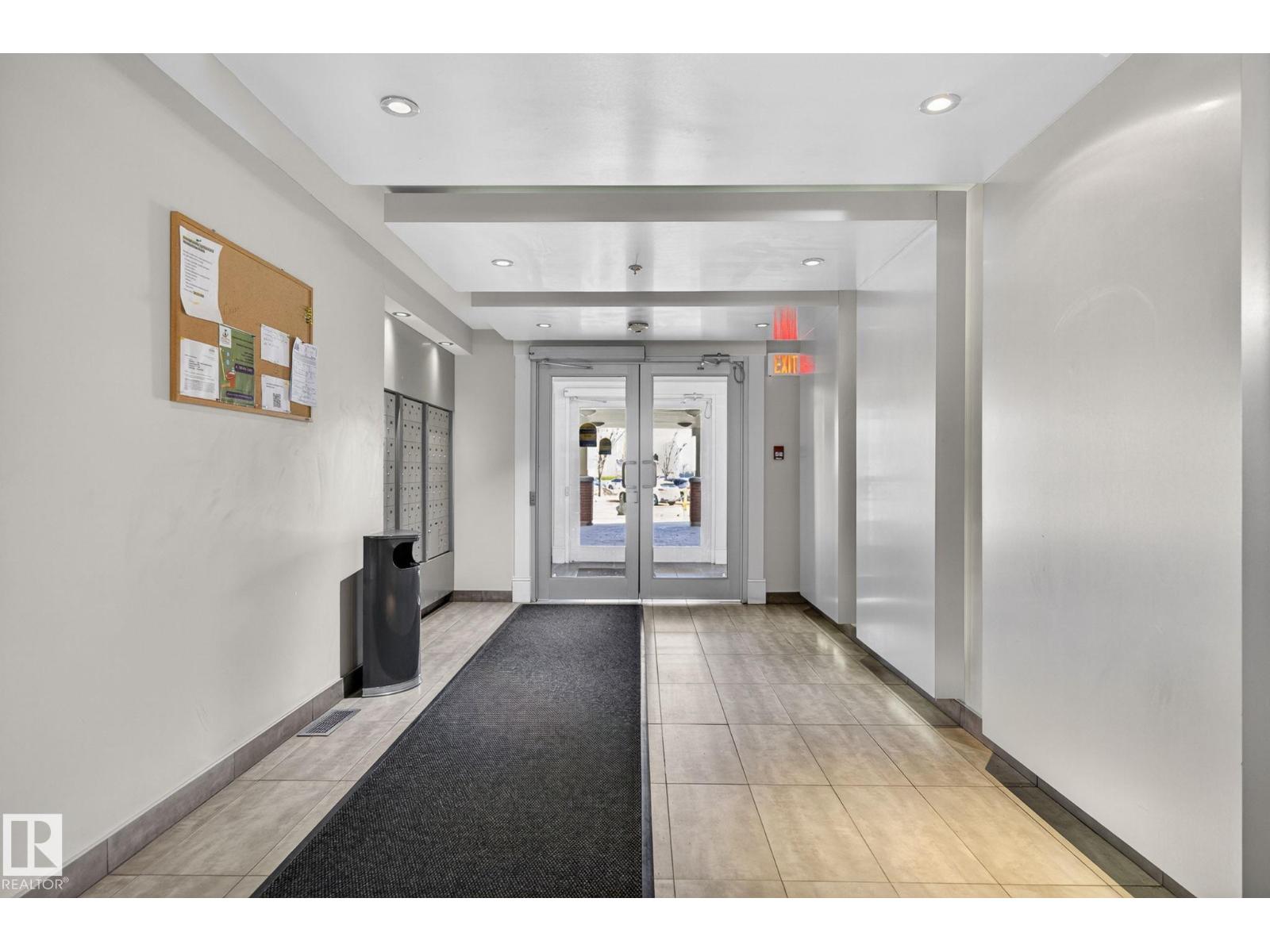 #307 3719 WHITELAW LN NW SW