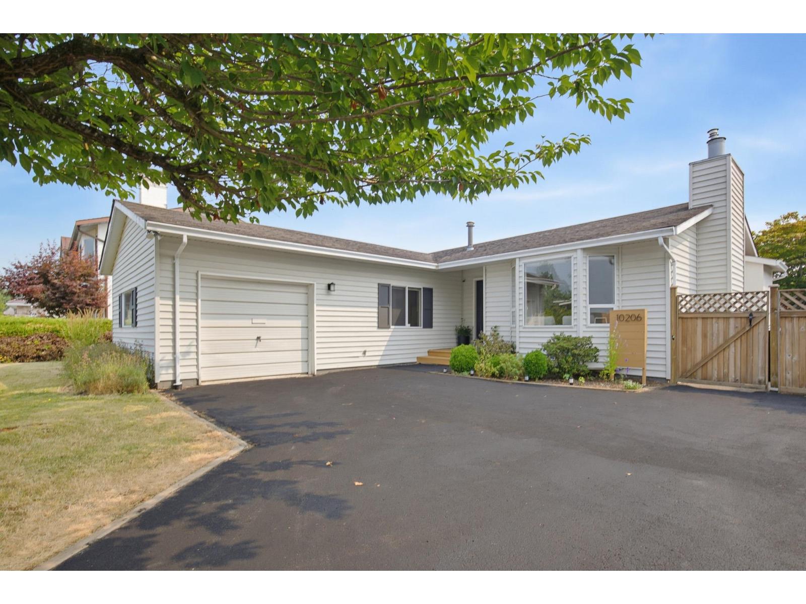 10206 CRYSTAL DRIVE|Fairfield Island